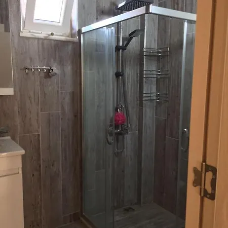 Апартаменты Captivating 2-bed Penthouse With Pool Дальян