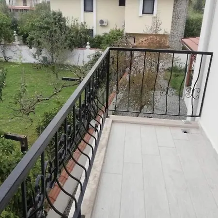 Captivating 2-bed Penthouse With Pool Dalyan